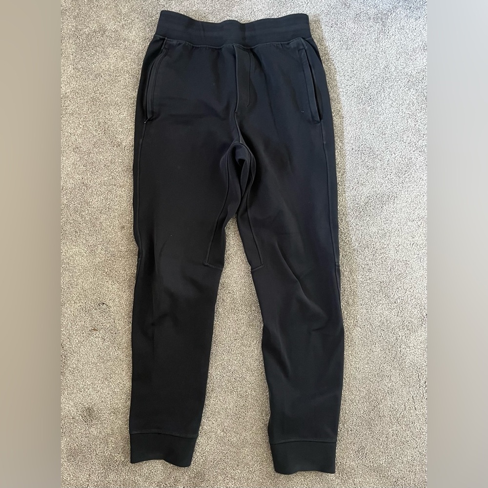 Lululemon Athletic Pant Men’s Small